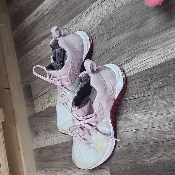 Women's nike metcon - Picture 3 of 9